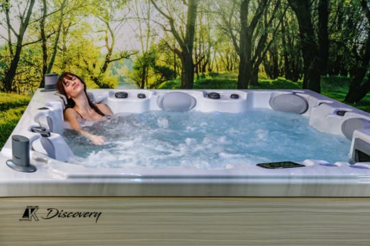 Whirlcare Industries GmbH Whirlpool