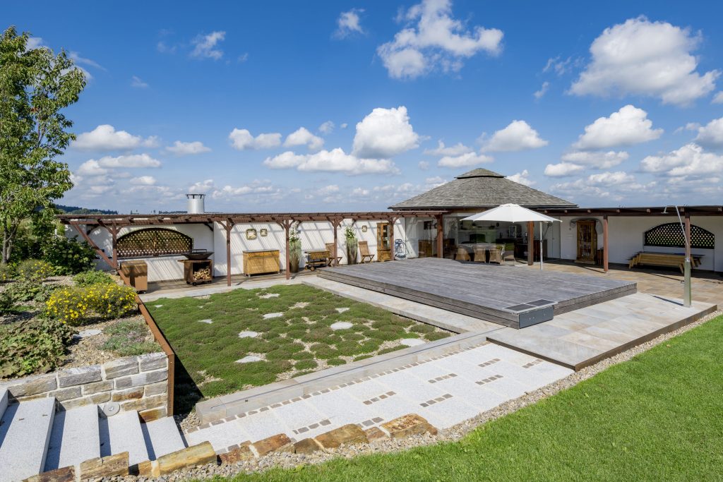 Schwimmbadüberdachung_Pooldeck_2_2_klein