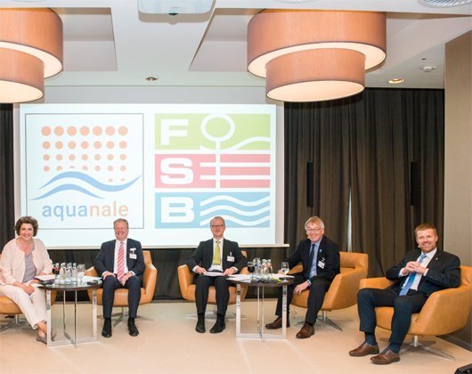 Die Macher von "aquanale" und FSB (von links): Katharina C. Hamma (Koelnmess), Bert Granderath (bsw), Dr. Stefan Kannewischer (IAKS), Dieter C. Rangol (bsw) und Klaus meinel (IAKS). Foto: Koelnmesse