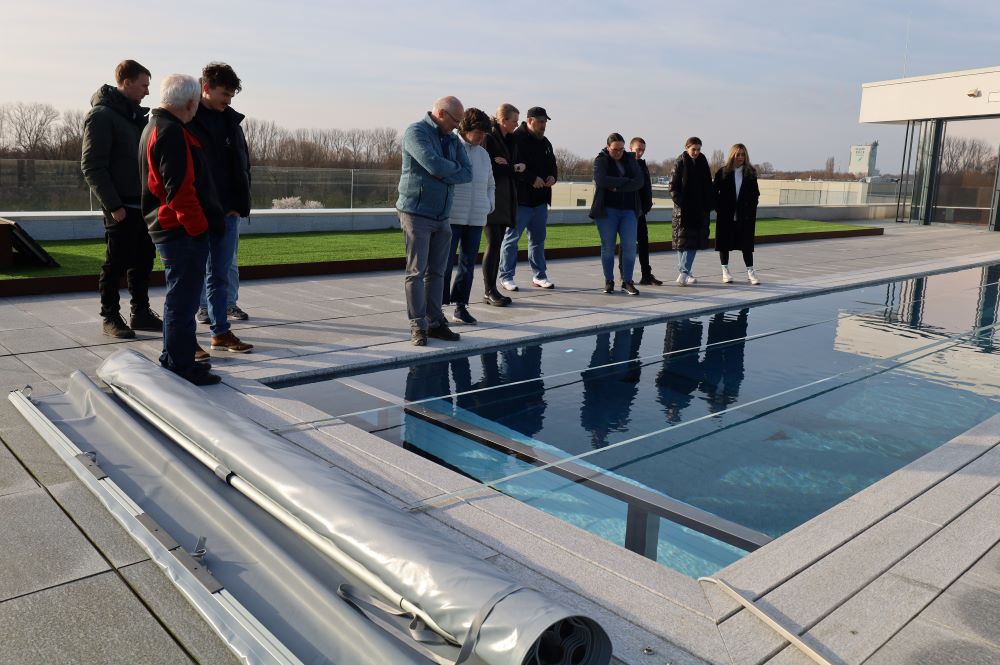 Fachhändlerschulung in Poolabdeckungen bei BAC pool systems