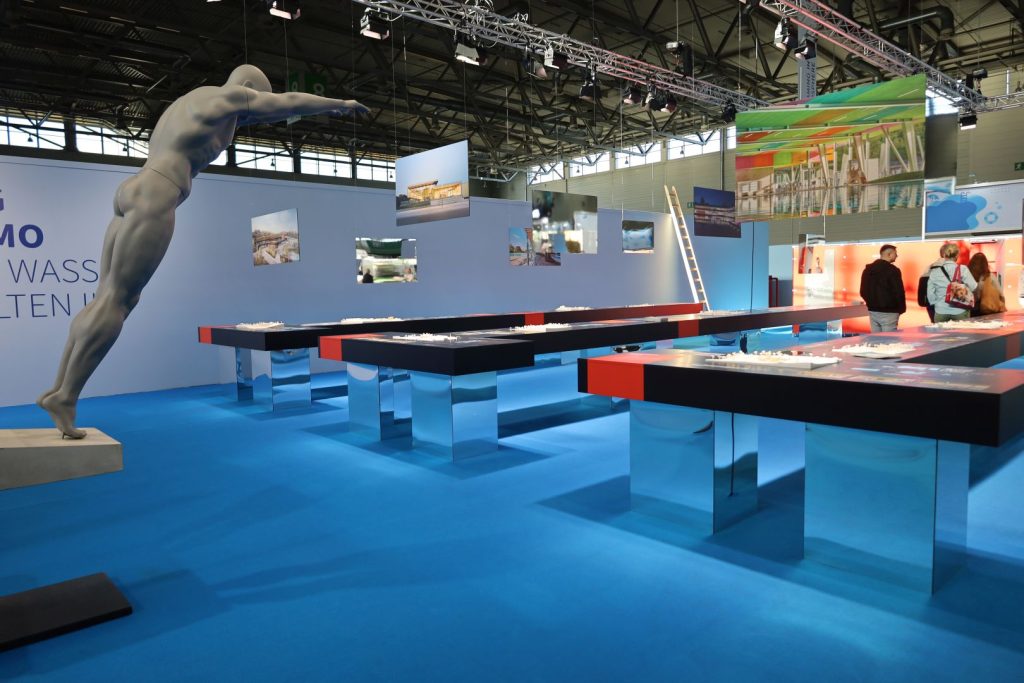 Messehalle in Köln während der aquanale 2025.